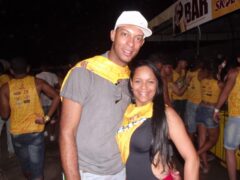 Oktober 10 Anos